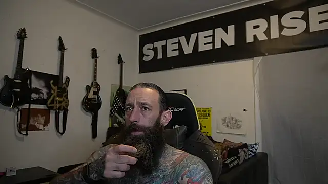 Živý XXX chat StevenRiseNYC