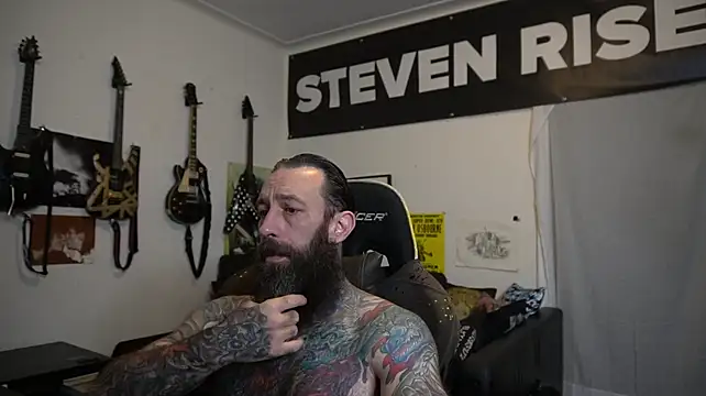 โชว์เว็บแคมของ StevenRiseNYC