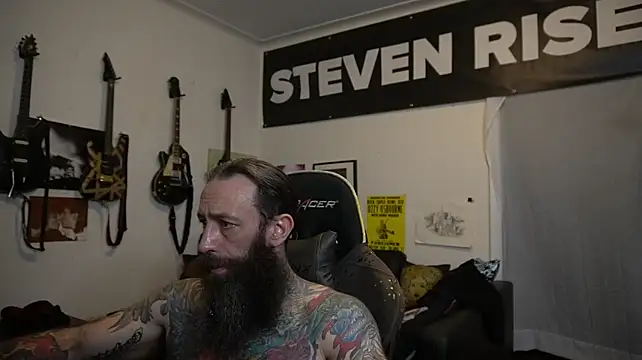 Show modela StevenRiseNYC na web-kameri