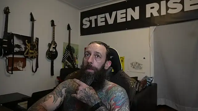 הופעת וובקאם של StevenRiseNYC