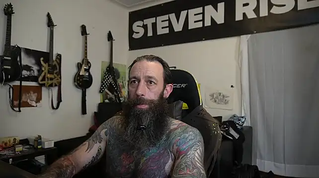 הופעת וובקאם של StevenRiseNYC