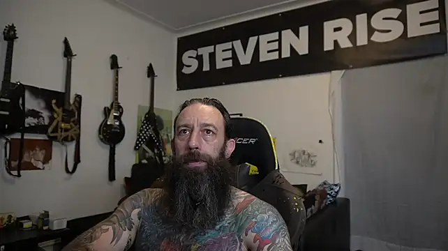 הופעת וובקאם של StevenRiseNYC