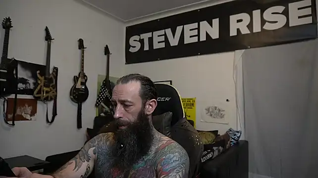 โช  ว์เว็บแคมของ StevenRiseNYC