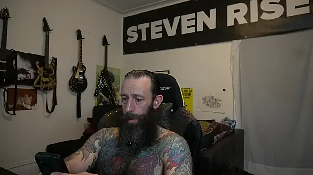 Show modela StevenRiseNYC na web-kameri