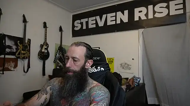 โชว์เว็บแคมของ StevenRiseNYC