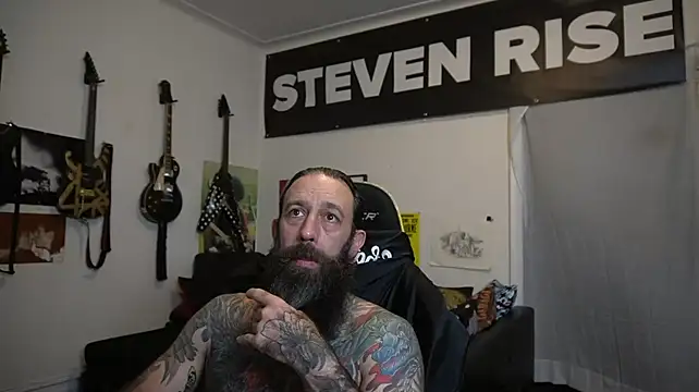 הופעת וובקאם של StevenRiseNYC