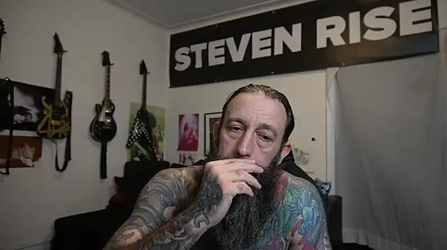 Show modela StevenRiseNYC na web-kameri