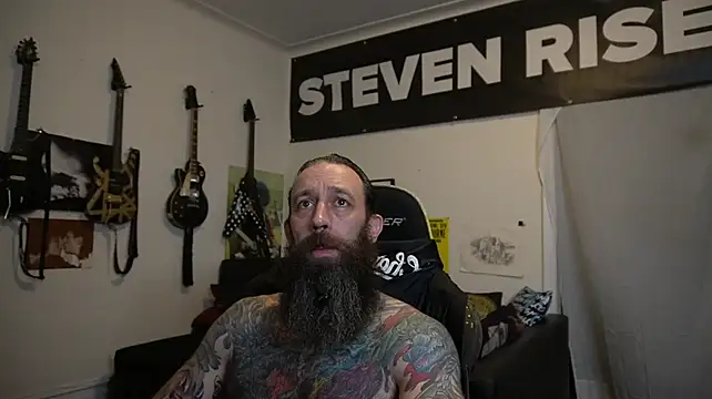 StevenRiseNYC Show in webcam