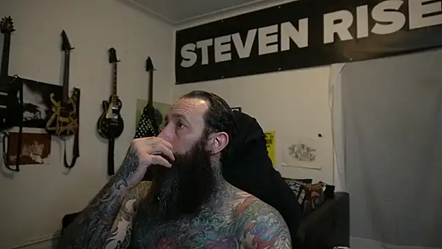 StevenRiseNYC Show in webcam