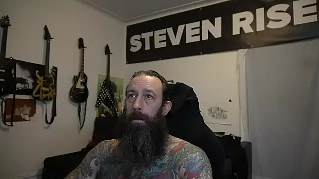StevenRiseNYC Show in webcam