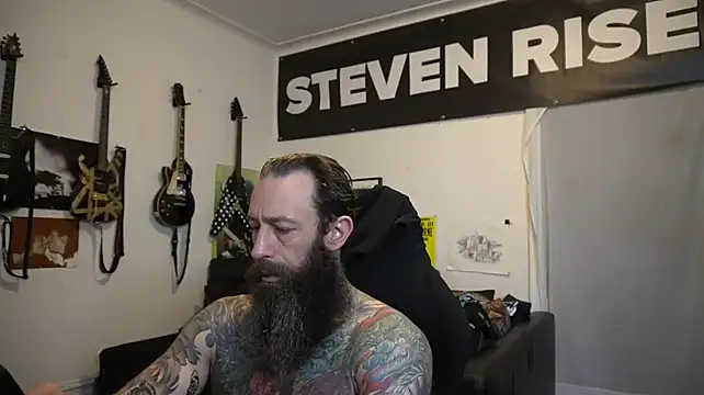 StevenRiseNYC Show in webcam