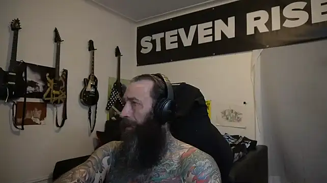 StevenRiseNYC Show in webcam