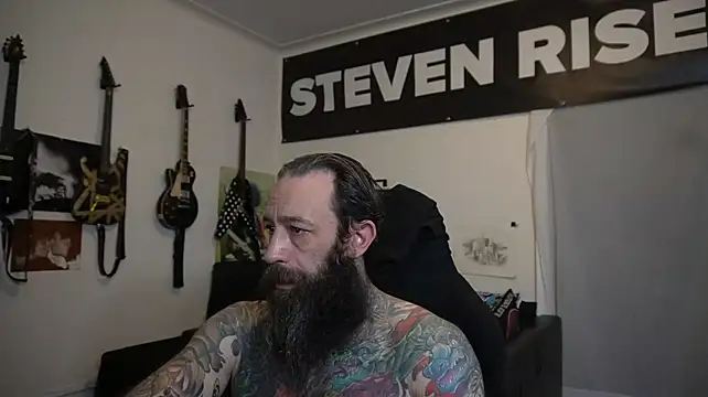 StevenRiseNYC Show in webcam