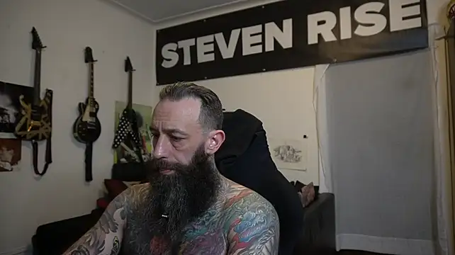 โชว์เว็บแคมของ StevenRiseNYC