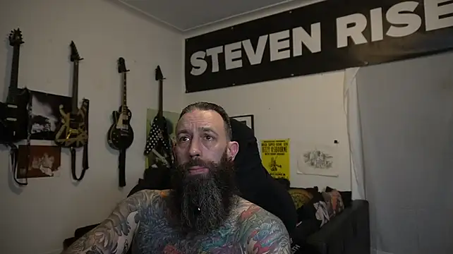 הופעת וובקאם של StevenRiseNYC