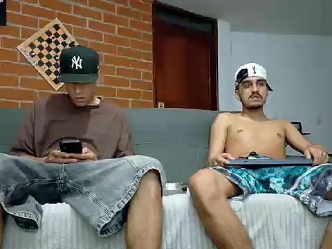 Show modela bully_boss na web-kameri