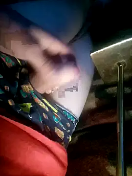 Pokazy przed kamerką – twardychuj222