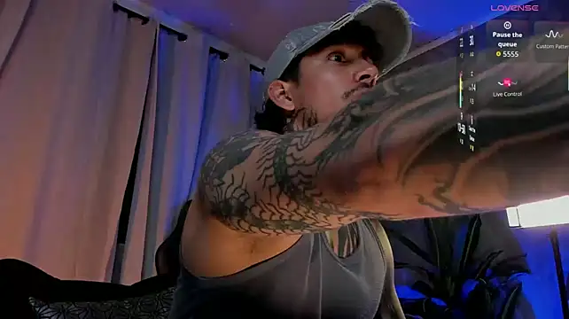 TigerStripes1_ 网络视讯表演