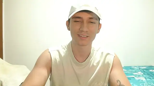 แชท XXX สดของ ChicoMaloFfF