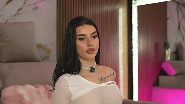 AmyBlair Chat XXX live