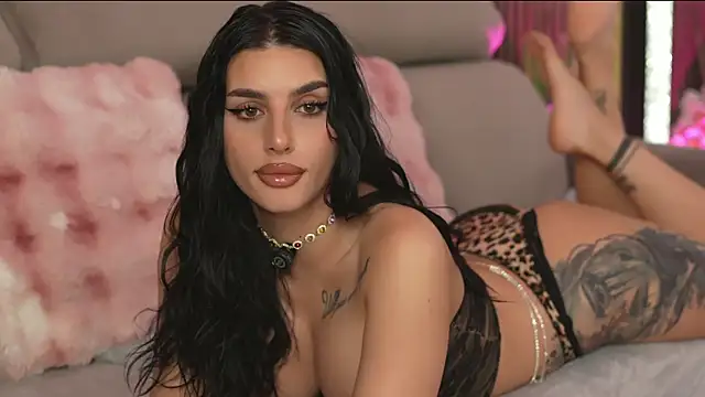 AmyBlair Adlı Modelin Canlı Sohbet Odası