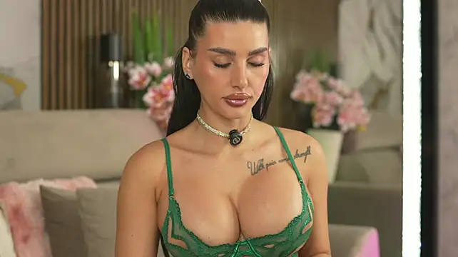 AmyBlair Chat XXX live