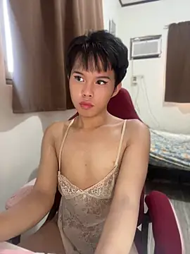 Plaxxxtique Pertunjukan Webcam