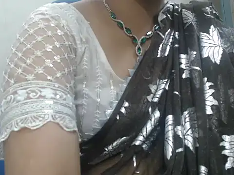 Show de Lovely_Siri_23 na webcam