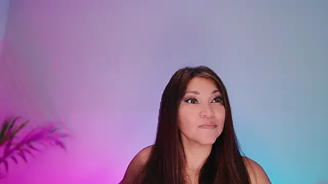 DivineLynn 现场XXX聊天