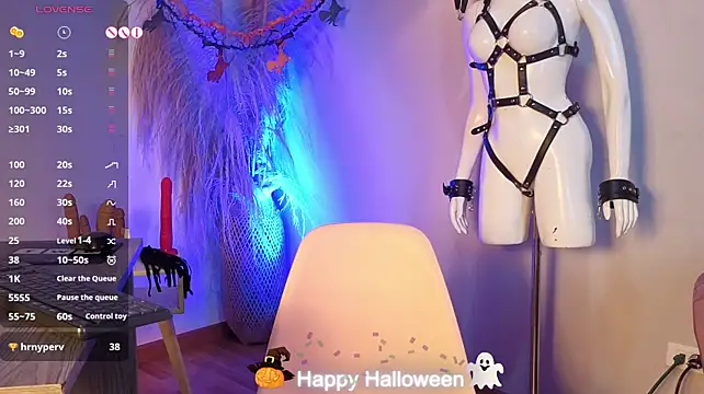 conniecuteE Show in webcam
