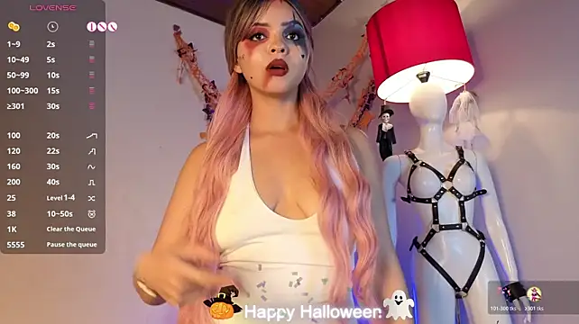 conniecuteE's Webcam Show