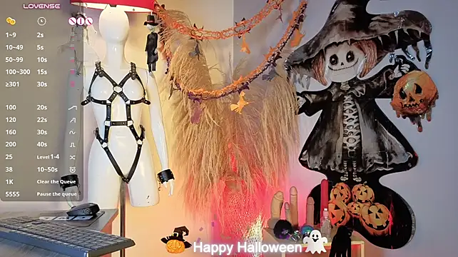 conniecuteE's Webcam Show