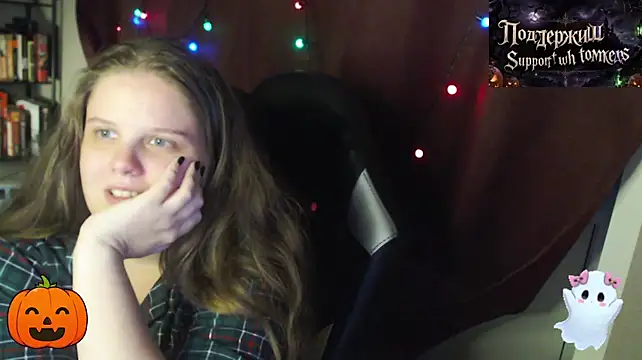 הופעת וובקאם של so_cute777