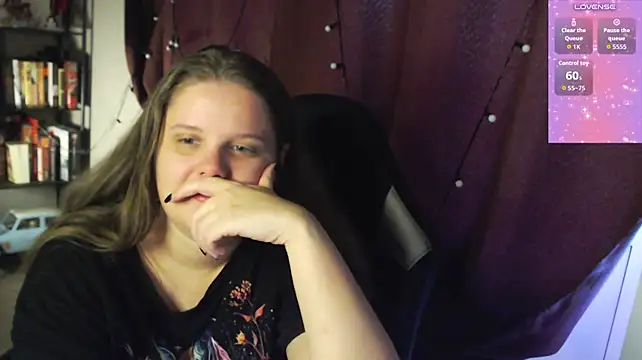 so_cute777 Show in webcam
