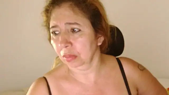 دردشة Valentinaa_mature الجنسية المباشرة