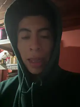 Alexander9827's Live XXX Chat