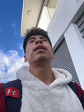 Alexander9827 网络视讯表演