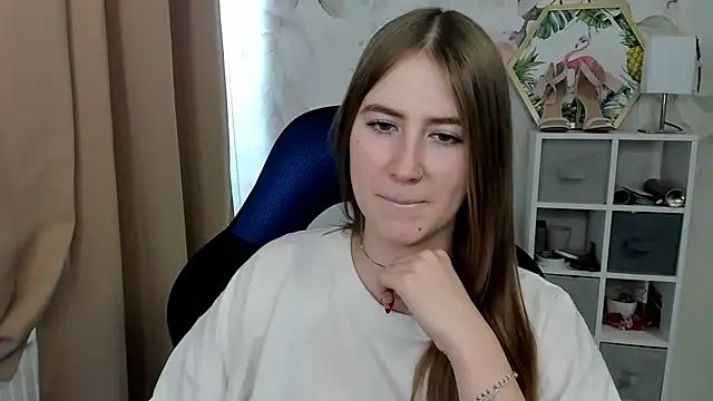 צ'אט XXX בשידור חי של candy_Megan