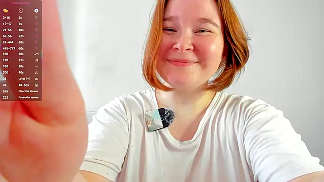 DebbieWoood Chat XXX in diretta