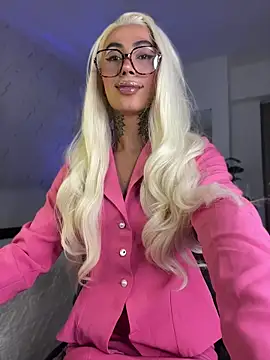miss_tatiana_'s Webcam Show