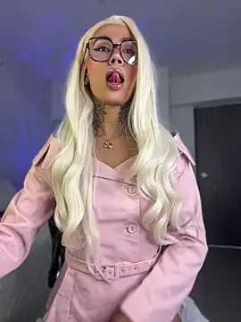 miss_tatiana_'s Webcam Show