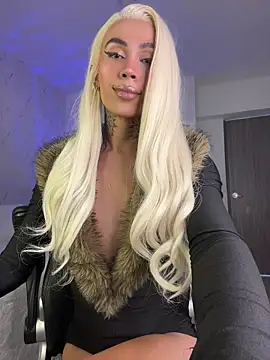 miss_tatiana_'s Webcam Show