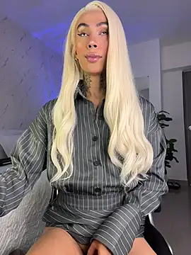 miss_tatiana_'s Webcam Show