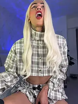הופעת וובקאם של miss_tatiana_