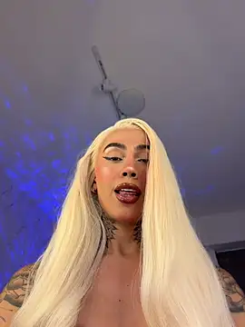 miss_tatiana_'s Webcam Show