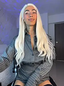 miss_tatiana_ Show in webcam