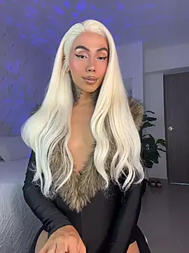 miss_tatiana_'s Webcam Show