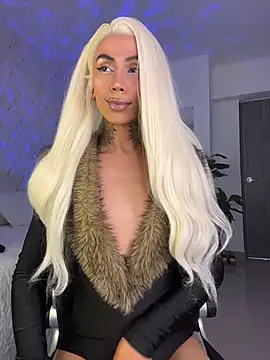 miss_tatiana_'s Webcam Show