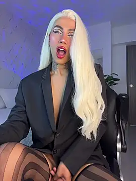 miss_tatiana_'s Webcam Show