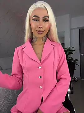 miss_tatiana_'s Webcam Show